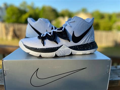 nike kyrie 5 cushion